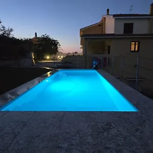 Malvasio Pool And Jacuzzi Bed & Breakfast
